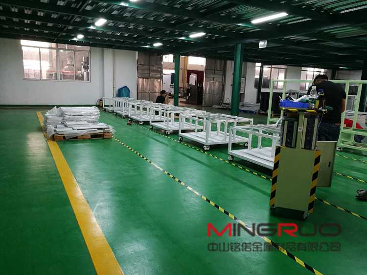 钣金加工 金属制品加工 钣金机箱加工_新半岛官方网站