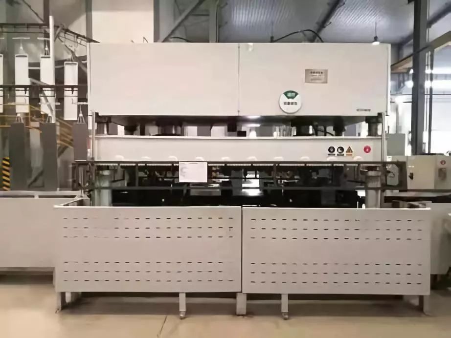 钣金加工产品在自动化及电梯行业中的应用 -钣金加工珠海机箱机柜半岛(中国)激光切割新半岛官方网站
